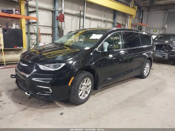 2C4RC1BG3RR143980 2024 CHRYSLER PACIFICA - Image 2