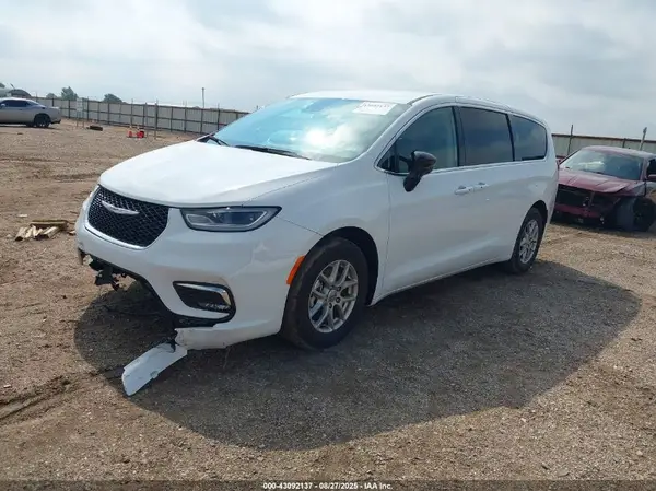 2C4RC1BG3RR146149 2024 CHRYSLER PACIFICA - Image 2
