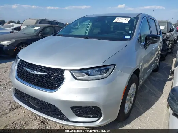 2C4RC1BG3RR149908 2024 CHRYSLER PACIFICA - Image 2