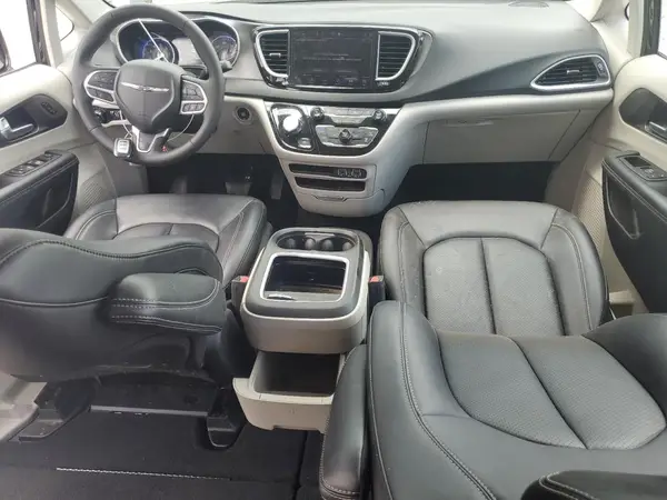 2C4RC1BG3RR151447 2024 CHRYSLER PACIFICA - Image 8