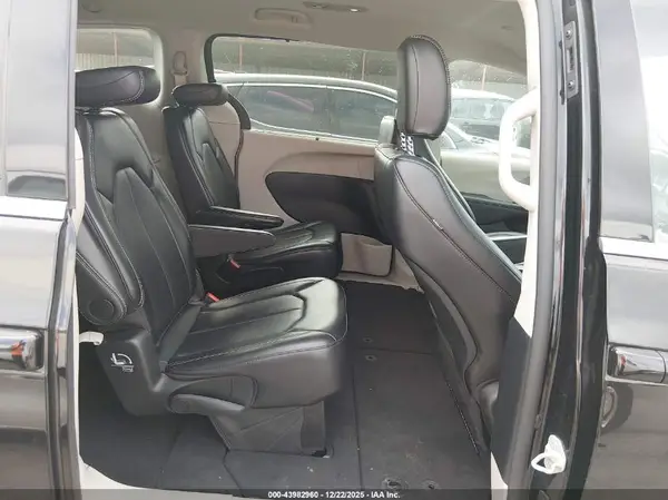 2C4RC1BG3RR154963 2024 CHRYSLER PACIFICA - Image 8