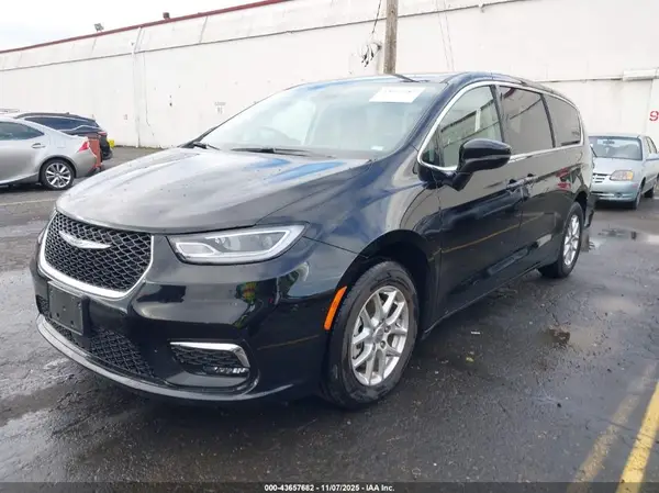 2C4RC1BG3RR179605 2024 CHRYSLER PACIFICA - Image 2