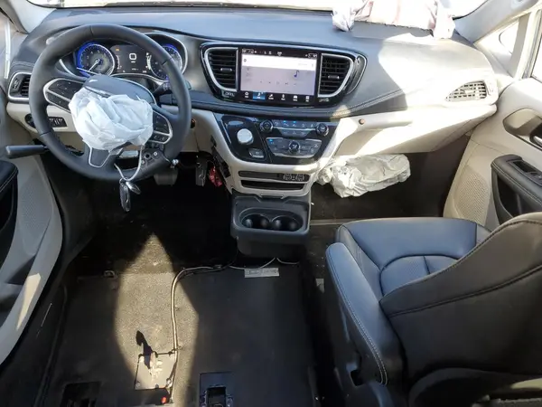 2C4RC1BG3RR183833 2024 CHRYSLER PACIFICA - Image 8