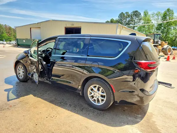 2C4RC1BG3SR502427 2025 CHRYSLER PACIFICA - Image 2