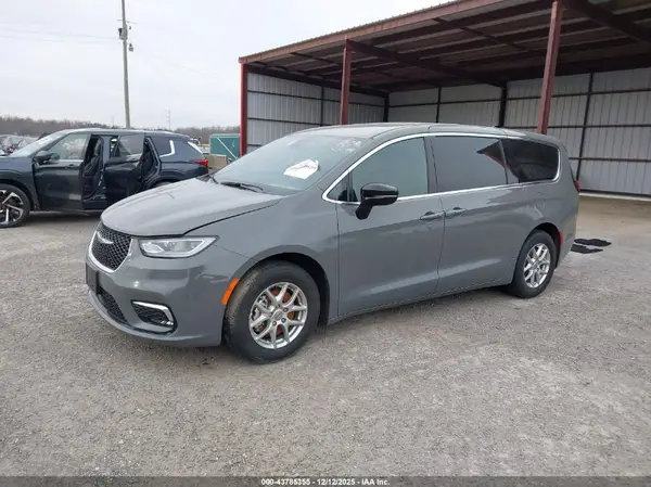 2C4RC1BG3SR532236 2025 CHRYSLER PACIFICA - Image 2