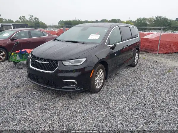 2C4RC1BG3SR539235 2025 CHRYSLER PACIFICA - Image 2