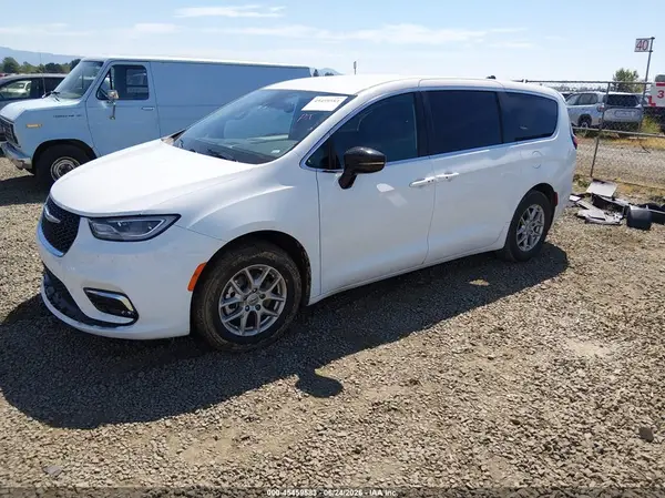 2C4RC1BG3SR540546 2025 CHRYSLER PACIFICA - Image 2