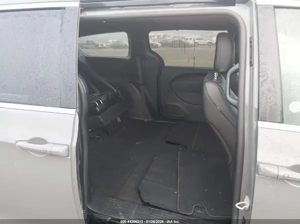 2C4RC1BG3SR548274 2025 CHRYSLER PACIFICA - Image 3