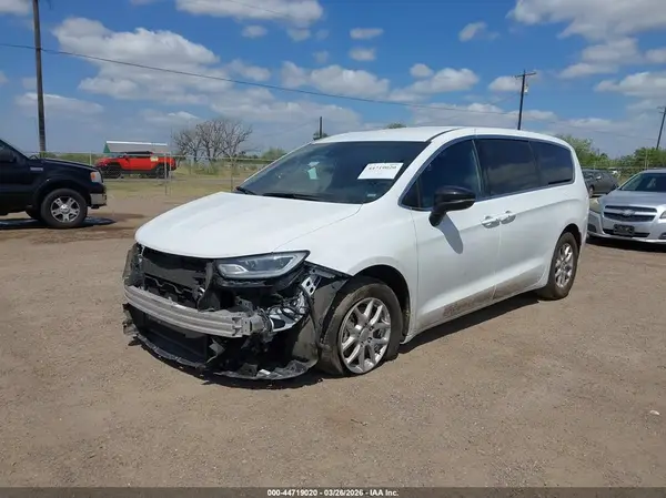 2C4RC1BG3SR554219 2025 CHRYSLER PACIFICA - Image 2