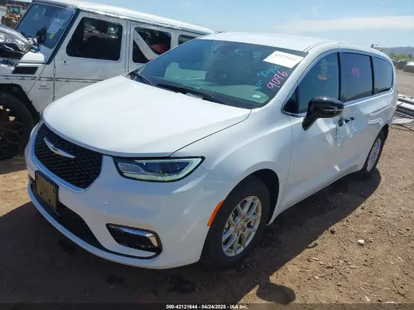 2C4RC1BG3SR554379 2025 CHRYSLER PACIFICA - Image 2