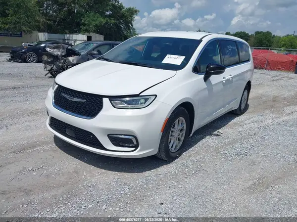 2C4RC1BG3SR555936 2025 CHRYSLER PACIFICA - Image 2