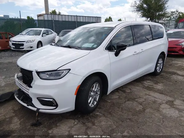 2C4RC1BG3SR575457 2025 CHRYSLER PACIFICA - Image 2