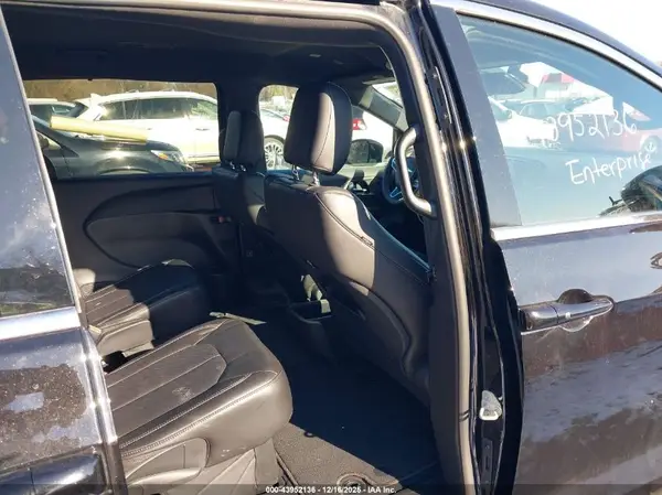 2C4RC1BG3SR584658 2025 CHRYSLER PACIFICA - Image 8