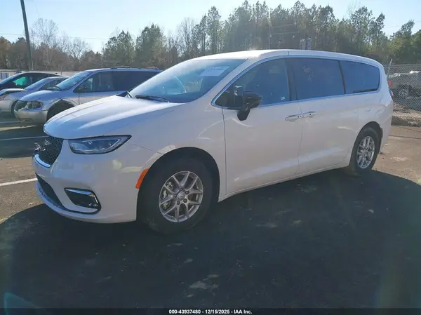 2C4RC1BG3SR594901 2025 CHRYSLER PACIFICA - Image 2