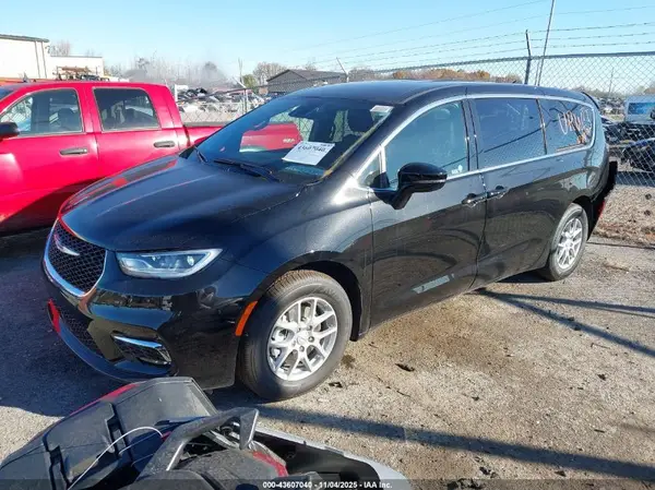 2C4RC1BG3SR599449 2025 CHRYSLER PACIFICA - Image 2