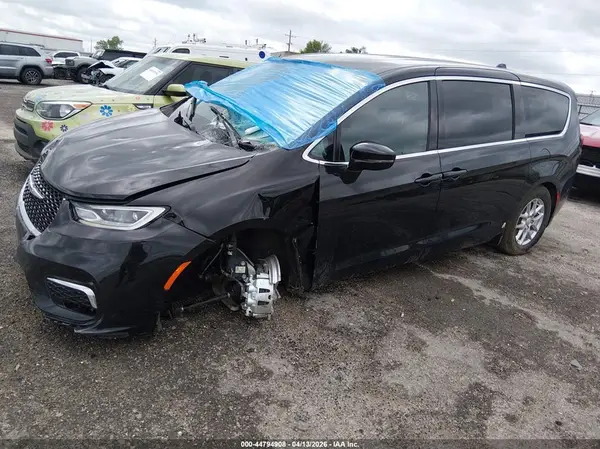 2C4RC1BG3SR600583 2025 CHRYSLER PACIFICA - Image 2