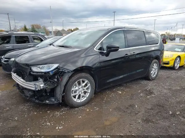 2C4RC1BG3SR611583 2025 CHRYSLER PACIFICA - Image 2