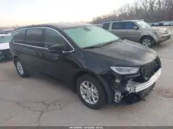2C4RC1BG3TR168272 2026 CHRYSLER PACIFICA