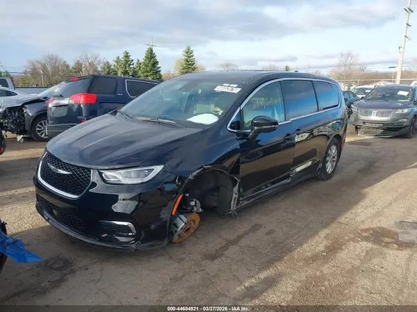 2C4RC1BG3TR230477 2026 CHRYSLER PACIFICA - Image 2