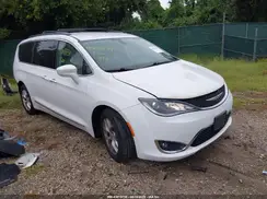2C4RC1BG4HR501232 2017 CHRYSLER PACIFICA