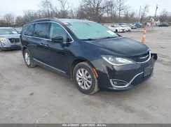 2C4RC1BG4HR507757 2017 CHRYSLER PACIFICA