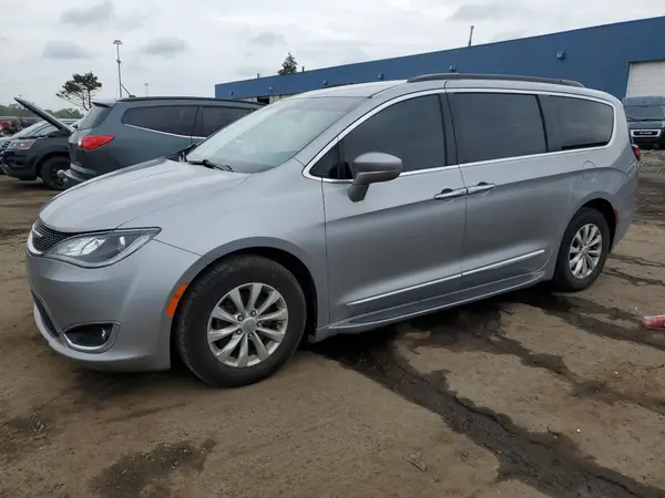 2C4RC1BG4HR507967 2017 CHRYSLER PACIFICA - Image 1