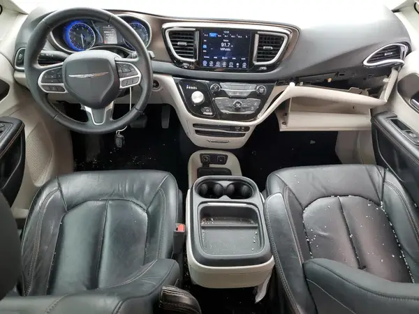 2C4RC1BG4HR507967 2017 CHRYSLER PACIFICA - Image 8