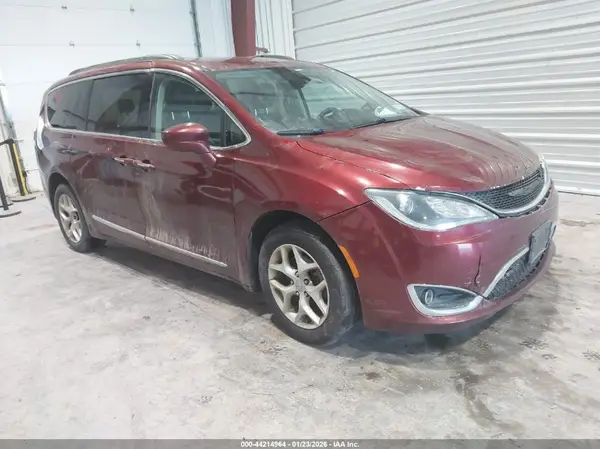 2C4RC1BG4HR509282 2017 CHRYSLER PACIFICA - Image 1