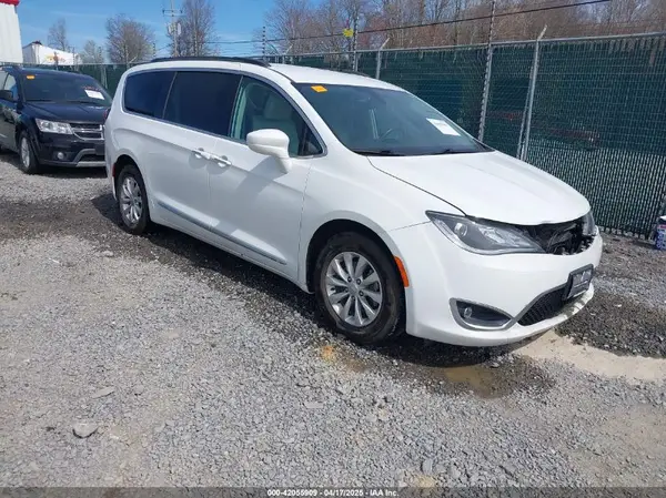 2C4RC1BG4HR511288 2017 CHRYSLER PACIFICA - Image 1