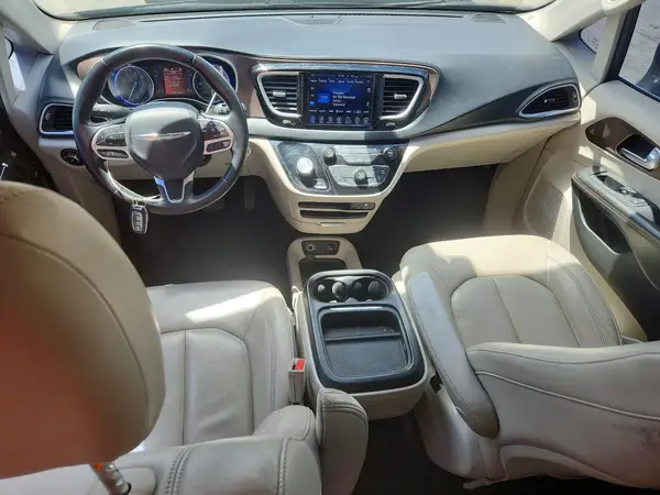 2C4RC1BG4HR513090 2017 CHRYSLER PACIFICA - Image 8
