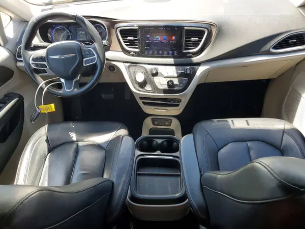 2C4RC1BG4HR516491 2017 CHRYSLER PACIFICA - Image 8