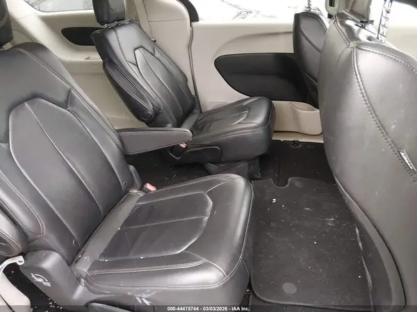 2C4RC1BG4HR526342 2017 CHRYSLER PACIFICA - Image 8