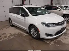 2C4RC1BG4HR527202 2017 CHRYSLER PACIFICA