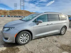 2C4RC1BG4HR527619 2017 CHRYSLER PACIFICA