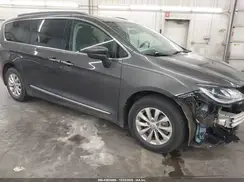 2C4RC1BG4HR538118 2017 CHRYSLER PACIFICA
