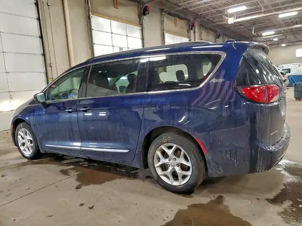 2C4RC1BG4HR542346 2017 CHRYSLER PACIFICA - Image 2