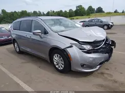 2C4RC1BG4HR569840 2017 CHRYSLER PACIFICA