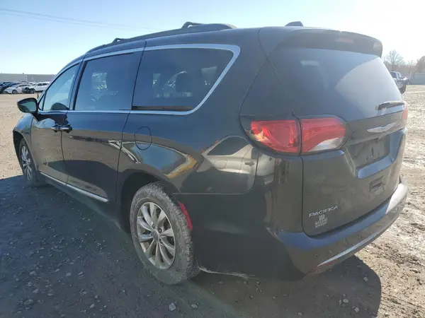2C4RC1BG4HR590980 2017 CHRYSLER PACIFICA - Image 2
