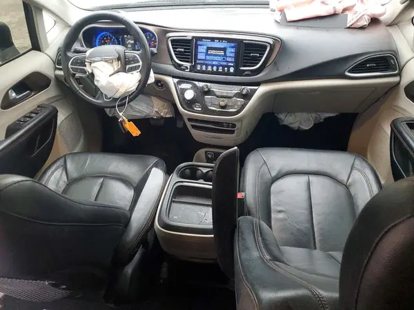 2C4RC1BG4HR592437 2017 CHRYSLER PACIFICA - Image 8