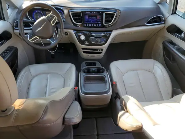 2C4RC1BG4HR609253 2017 CHRYSLER PACIFICA - Image 8