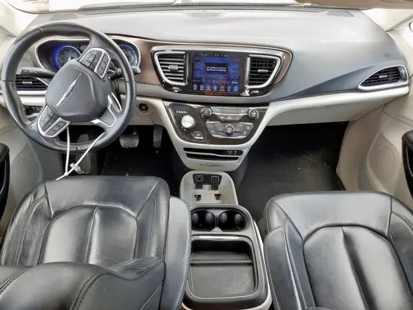 2C4RC1BG4HR610533 2017 CHRYSLER PACIFICA - Image 8