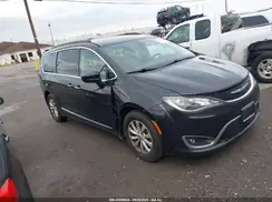 2C4RC1BG4HR621628 2017 CHRYSLER PACIFICA