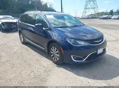 2C4RC1BG4HR623489 2017 CHRYSLER PACIFICA