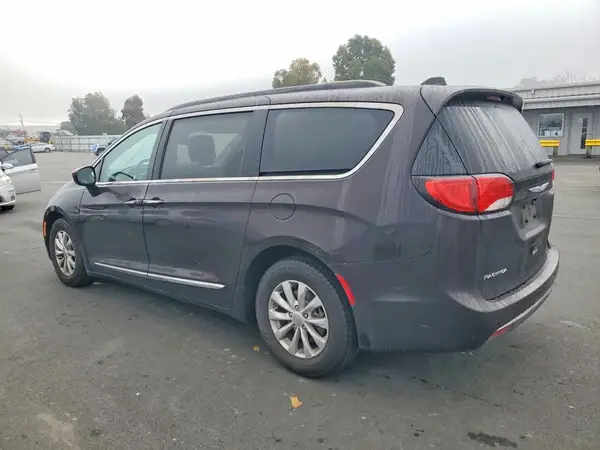 2C4RC1BG4HR633567 2017 CHRYSLER PACIFICA - Image 2