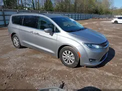 2C4RC1BG4HR635433 2017 CHRYSLER PACIFICA