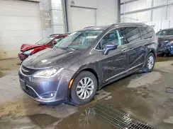 2C4RC1BG4HR638381 2017 CHRYSLER PACIFICA