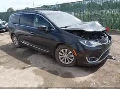 2C4RC1BG4HR642527 2017 CHRYSLER PACIFICA