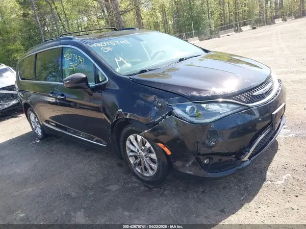 2C4RC1BG4HR665533 2017 CHRYSLER PACIFICA - Image 1