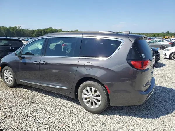 2C4RC1BG4HR667489 2017 CHRYSLER PACIFICA - Image 2