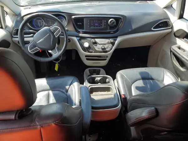 2C4RC1BG4HR667489 2017 CHRYSLER PACIFICA - Image 8